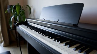 Yamaha YDP-165 review