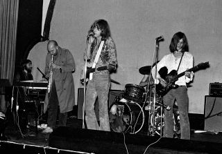 The Whole World live in London 1970, L-R: Dave Bedford, Lol Coxhill, Kevin Ayers, Mike Oldfield