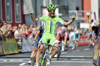 Oscar "the cat" Gatto (Cannondale) wins the stage 2 sprint
