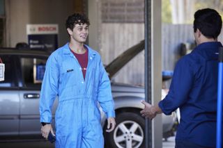 Home and Away spoilers, Theo Poulos, Justin Morgan