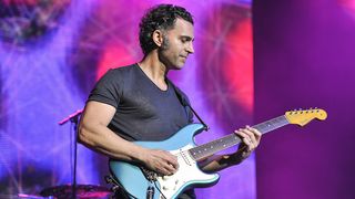 Dweezil Zappa