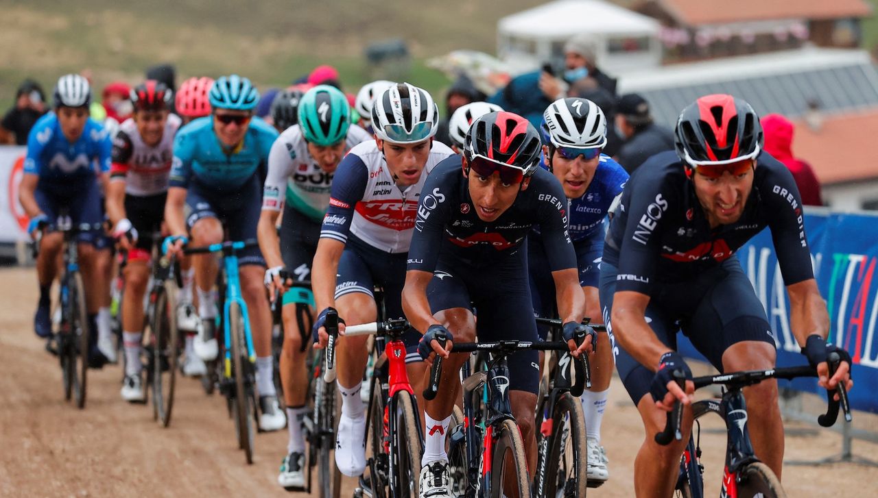 Egan Bernal on his way to stage victory at the Giro d&#039;Italia 