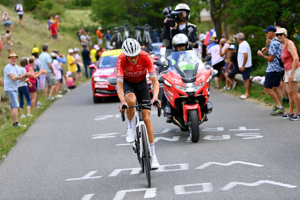SERRE CHEVALIER FRANCE JULY 13 Warren Barguil of France and Team Arka Samsic competes in the breakaway during the 109th Tour de France 2022 Stage 11 a 1517km stage from Albertville to Col de Granon Serre Chevalier 2404m TDF2022 WorldTour on July 13 2022 in Col de GranonSerre Chevalier France Photo by Tim de WaeleGetty Images