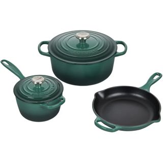 Le Creuset Enameled Cast Iron Oval Dutch Oven with Lid