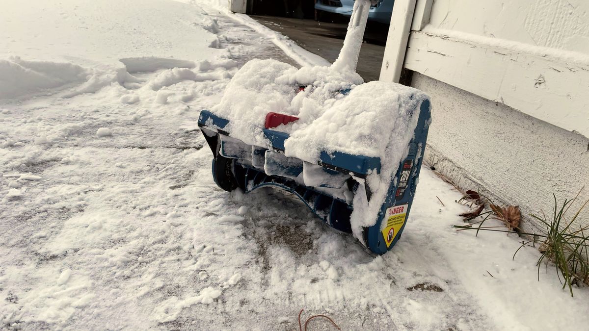 Enhulk 20V 12-inch Cordless Snow Shovel being tested in writer&#039;s home