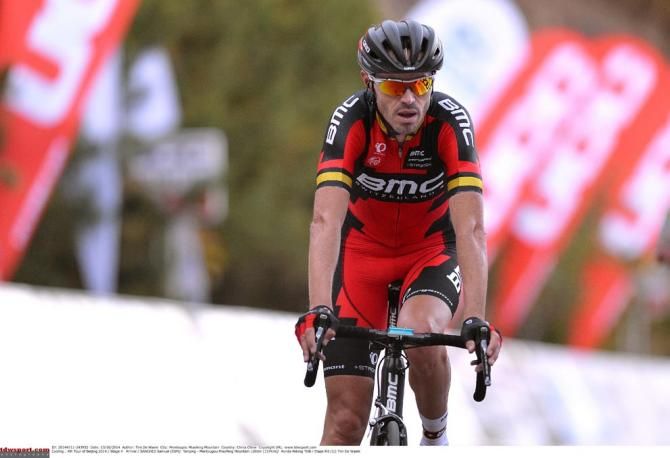 Samuel Sanchez kept Philippe Gilbert in contention on the final climb