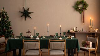 Christmas dining room set-up