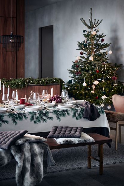 How to set a table: get ready for festive feasting with these tips and ...