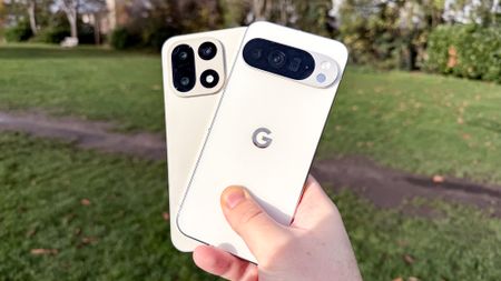 The OnePlus 15 and Google Pixel 10 Pro XL side-by-side