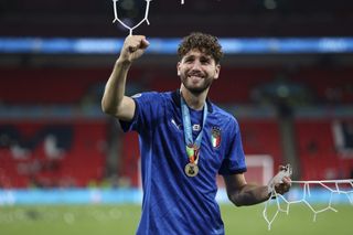 Manuel Locatelli helped Italy win Euro 2020