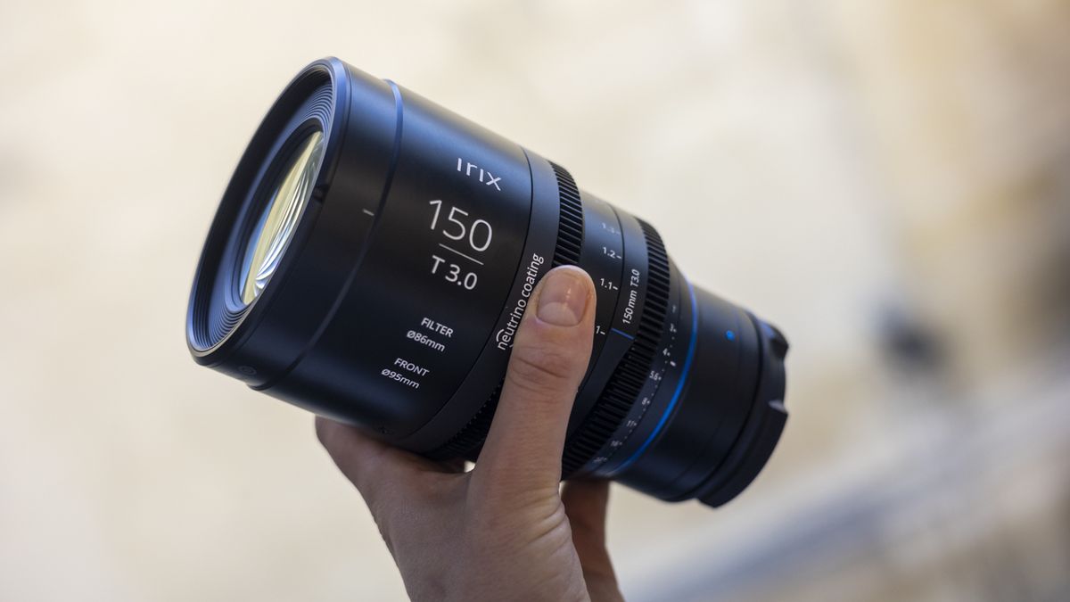 IrixIrix Cine 150mm lens being unboxed by photographer