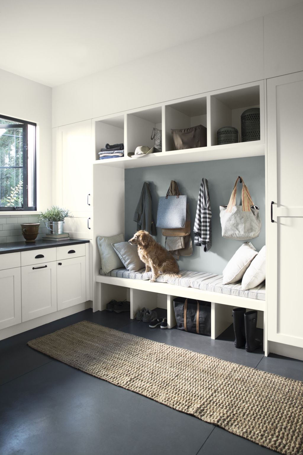 How Small Can a Mudroom Be? Designing Compact Entryway Solutions