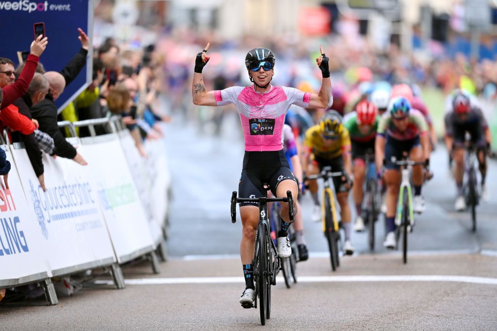 GLOUCESTER ENGLAND JUNE 08 Lorena Wiebes of Netherlands and Team DSM pink points leader jersey celebrates winning during the 8th The Womens Tour 2022 Stage 3 a 1079km stage from Tewkesbury to Gloucester WomensTour UCIWWT on June 08 2022 in Gloucester England Photo by Justin SetterfieldGetty Images