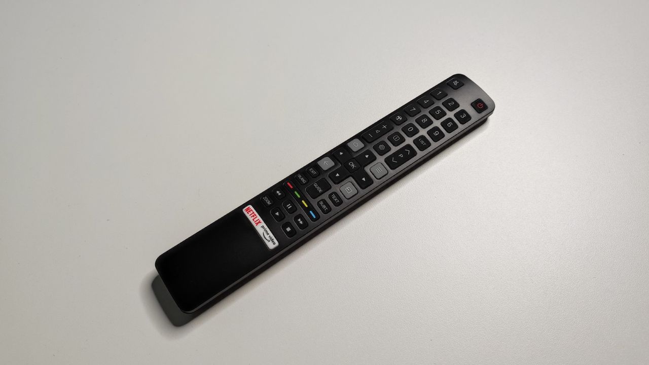 TCL C73