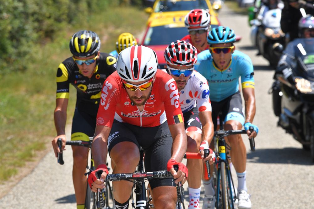 Thomas De Gendt leads the breakaway during stage 14