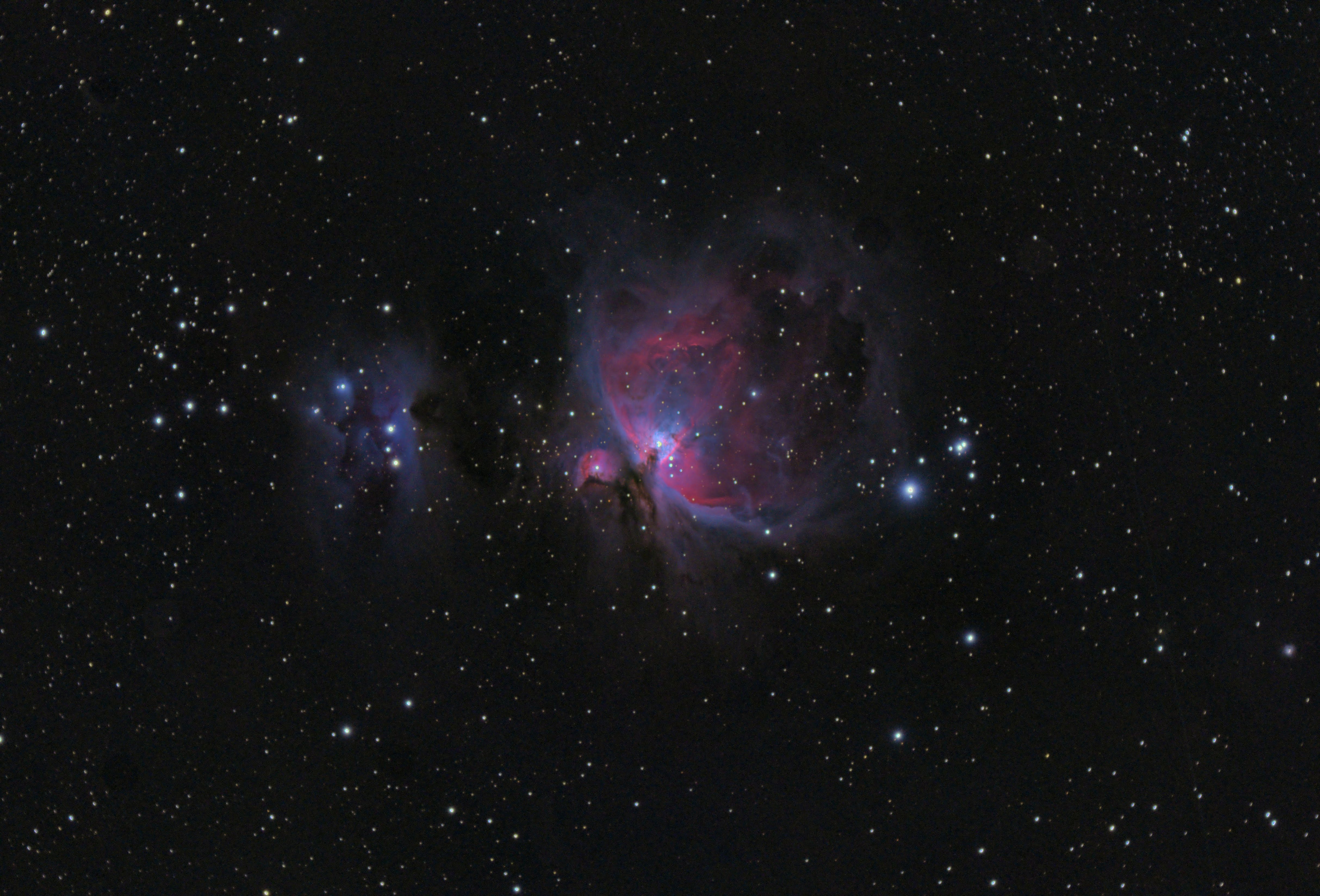 The Orion nebula, photographed with Sky-Watcher Equinox 80ED DS-Pro, Sky-Watcher HEQ-5 mount and Fujifilm X-T1 camera