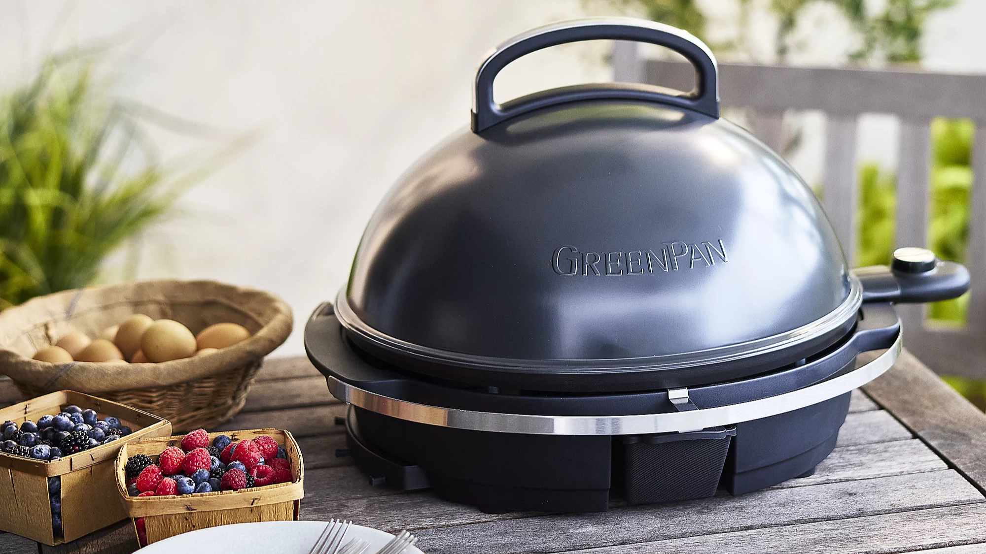 GreenPan 2-in-1 Portable Indoor/Outdoor Electric Grill w/Griddle Plate