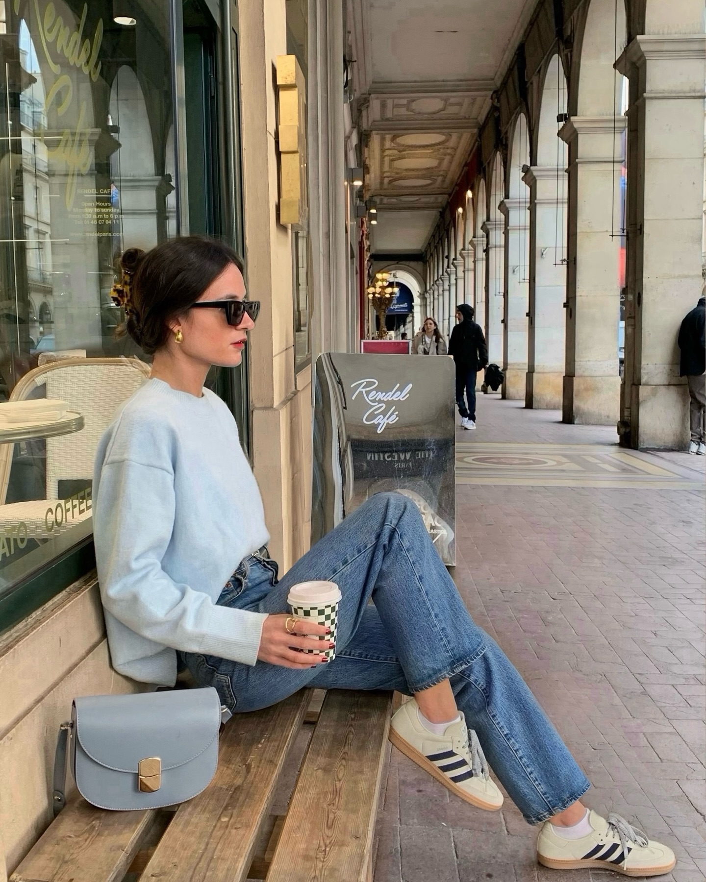 French trainer trends 2025: @leasy_inparis wears minimal Adidas trainers