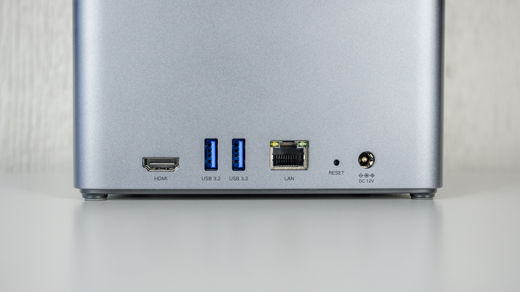 The rear ports of the Ugreen NASync DH4300 Plus