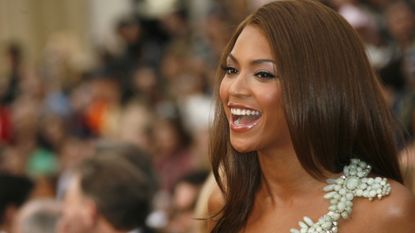 Beyonce's Oscars beauty look 2007