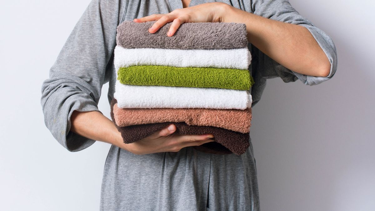 Cómo lavar toallas y mantenerlas esponjosas