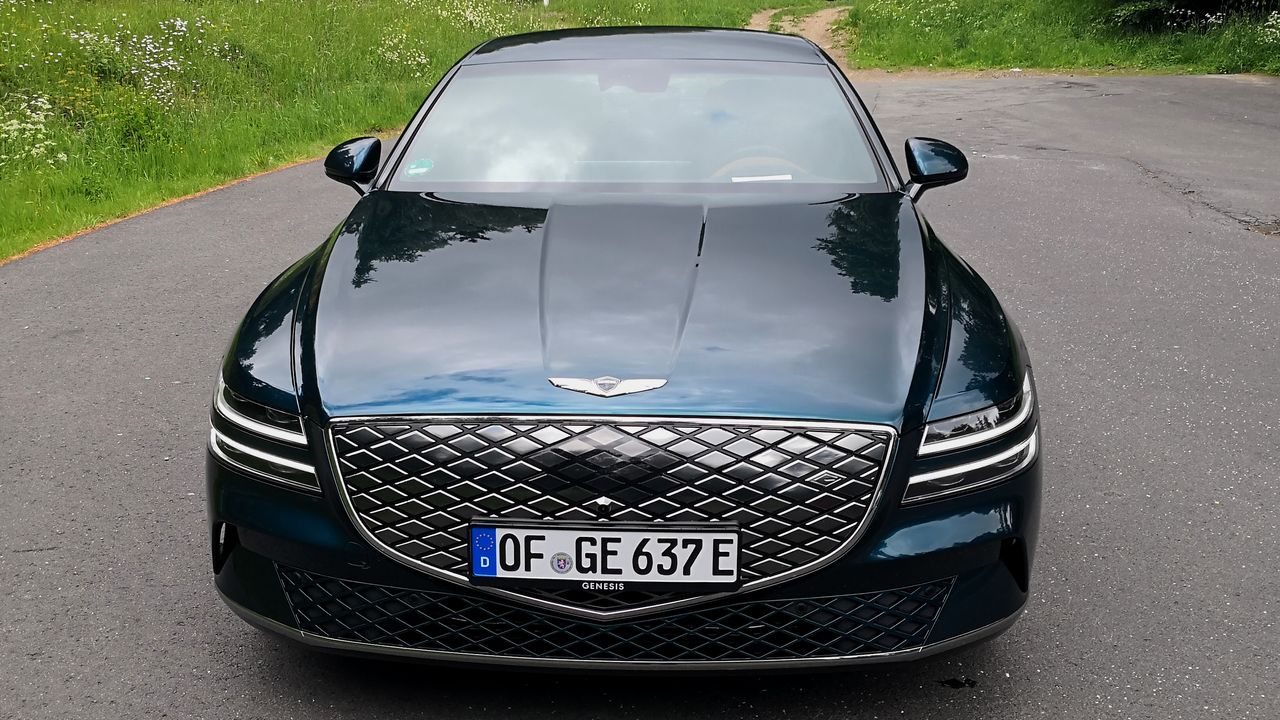 Genesis Electrified G80