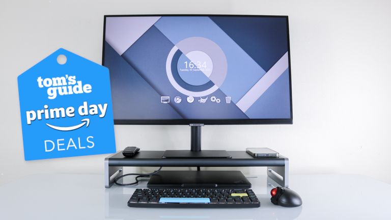 The Anker 675 USB-C Docking Station with a monitor, keyboard and mouse with a Tom&#039;s Guide Prime Day deals badge