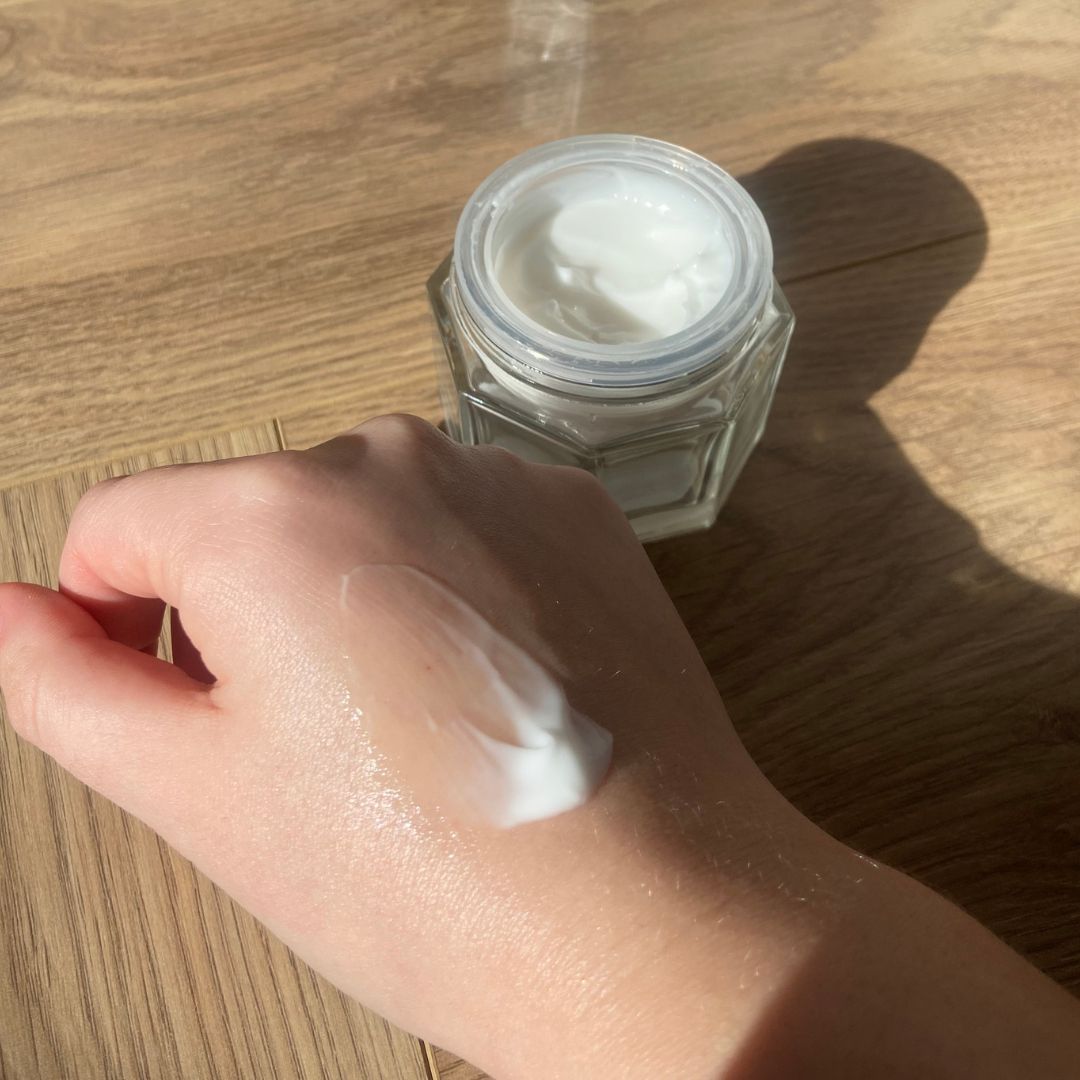 Charlotte Tilbury Magic Water Cream swatch