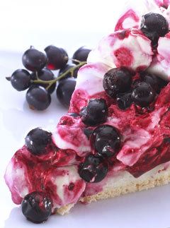 Blackcurrant Pavlova