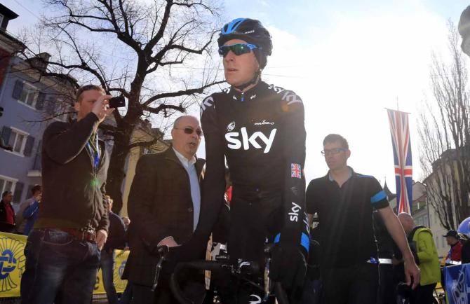 Bradley Wiggins (Sky) rides to sign on.