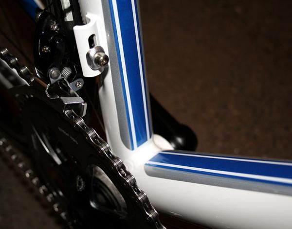 One piece forged cable hanger on the CruX
