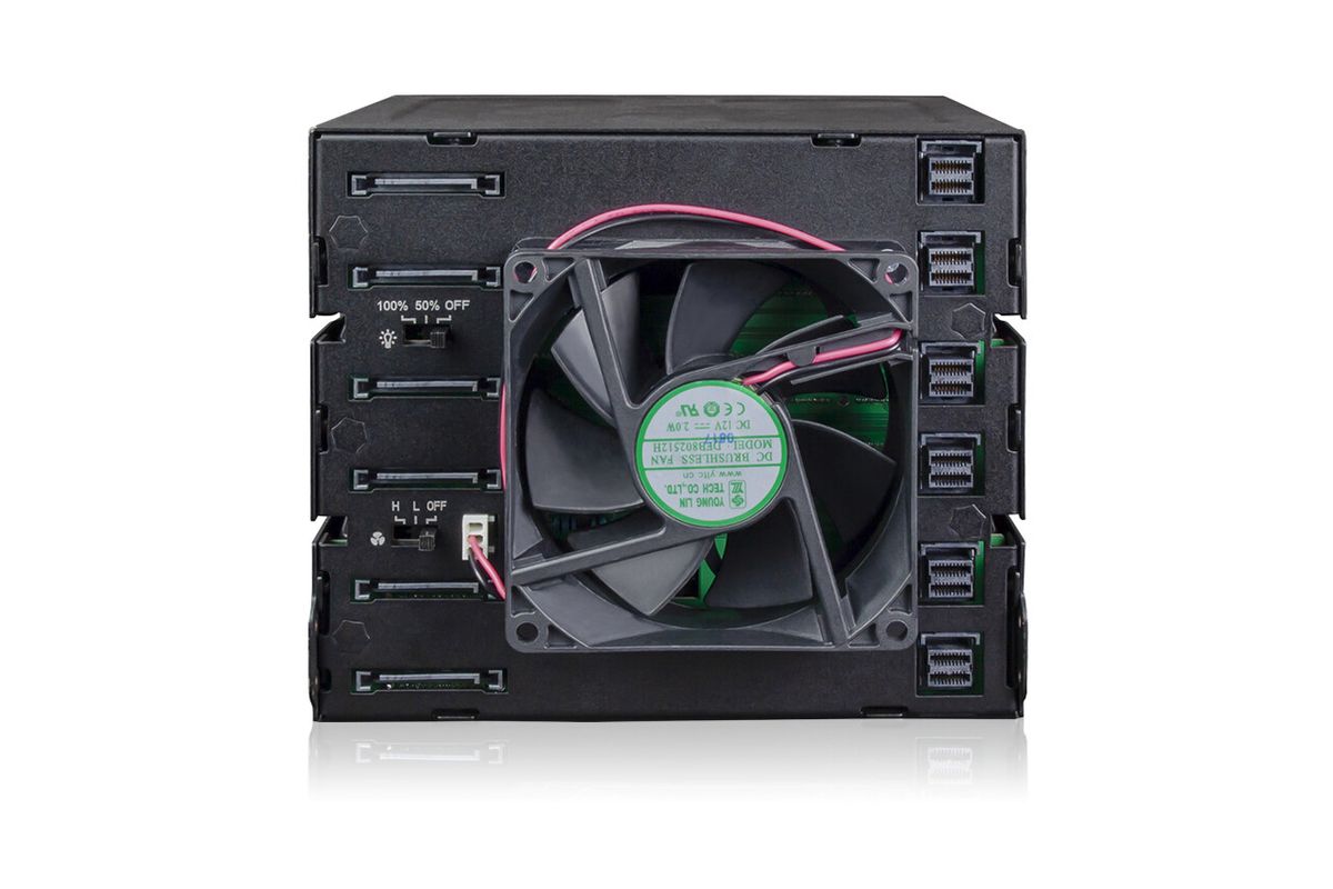 ICY DOCK ToughArmor MB924IP-B