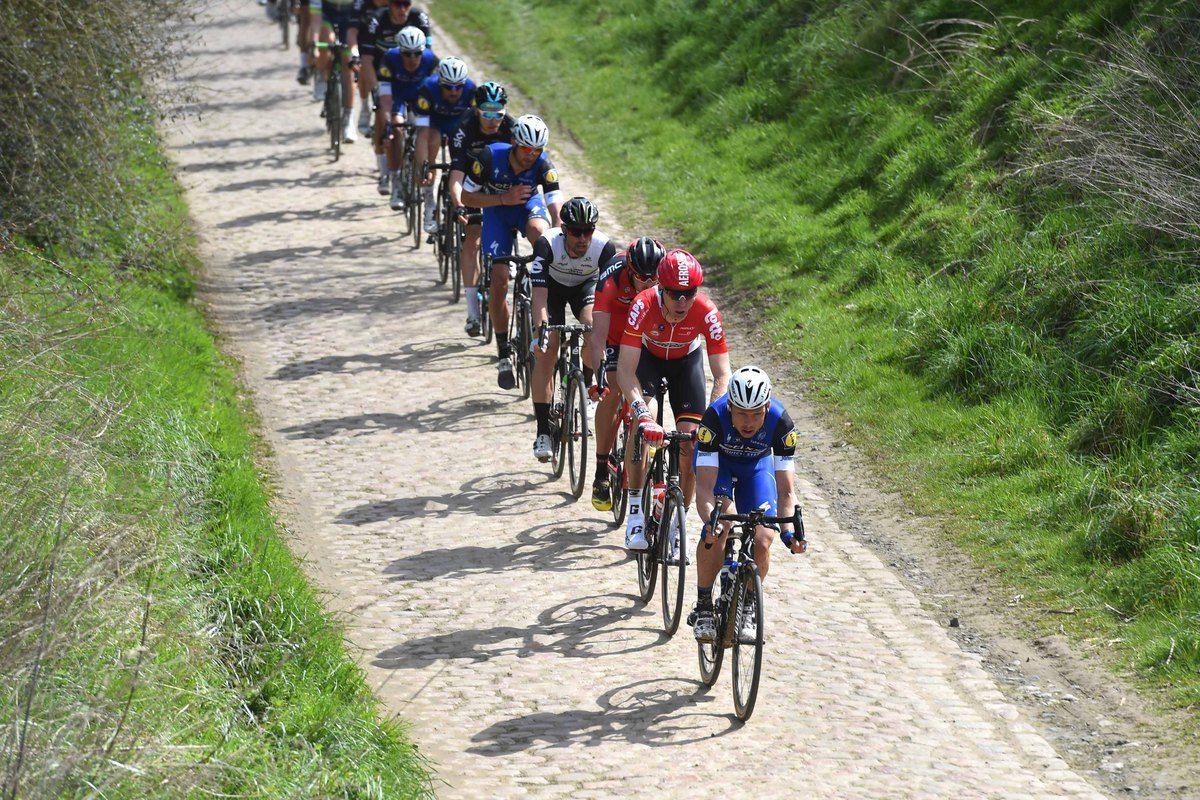 Tony Martin (Etixx-Quick Step) lead the peloton