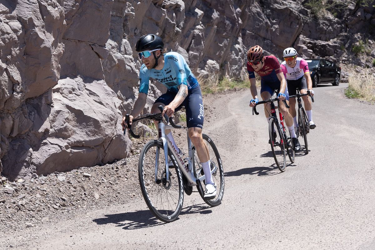 Ricky Arnopol (Project Echelon) was 12 seconds behind Torbjorn and 21 seconds behind Lopez at 3km to go
