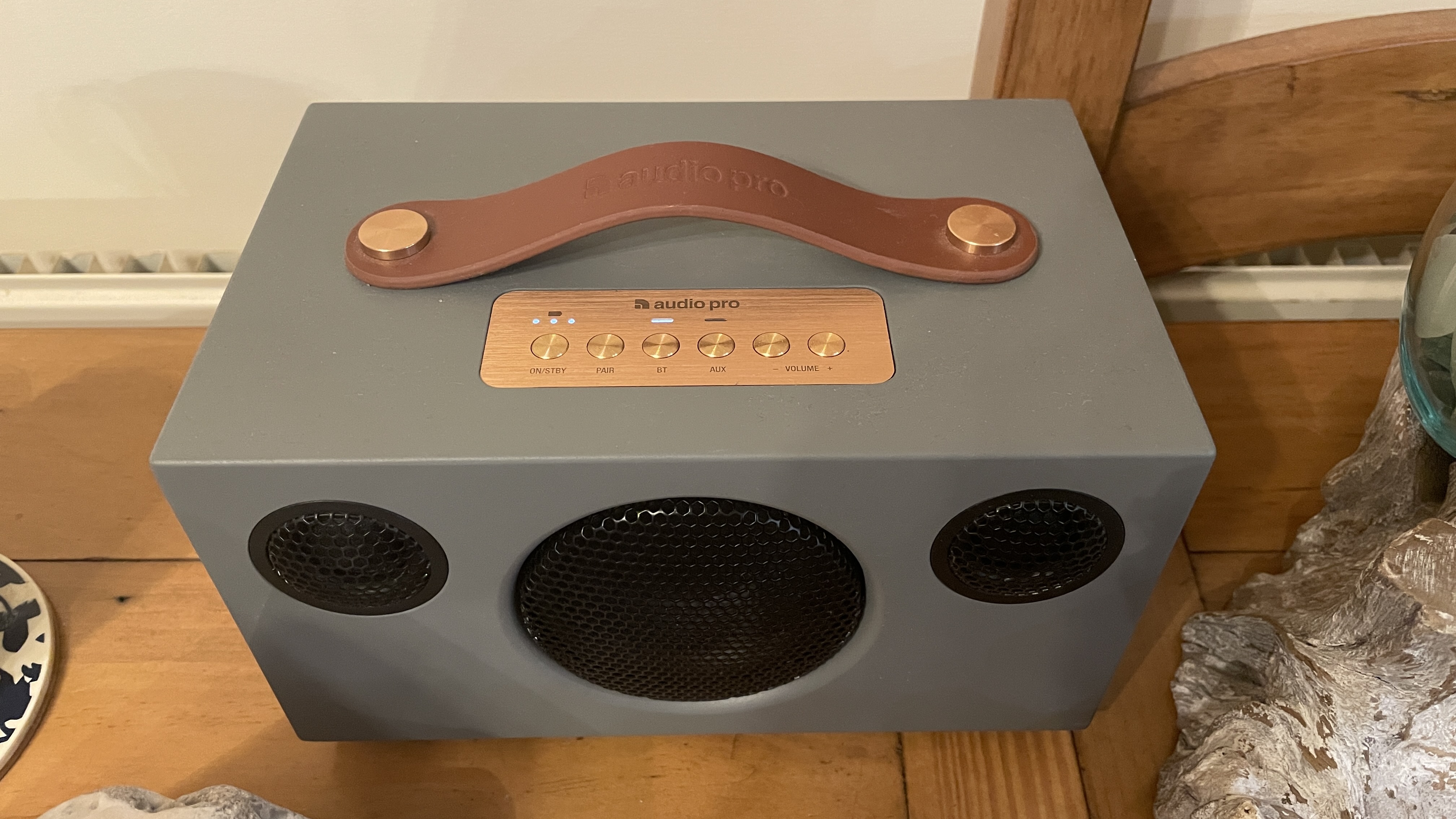 Audio Pro Addon T3+ on a table