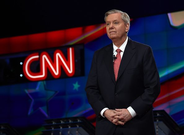 Lindsey Graham to host fundraiser for Cruz. 