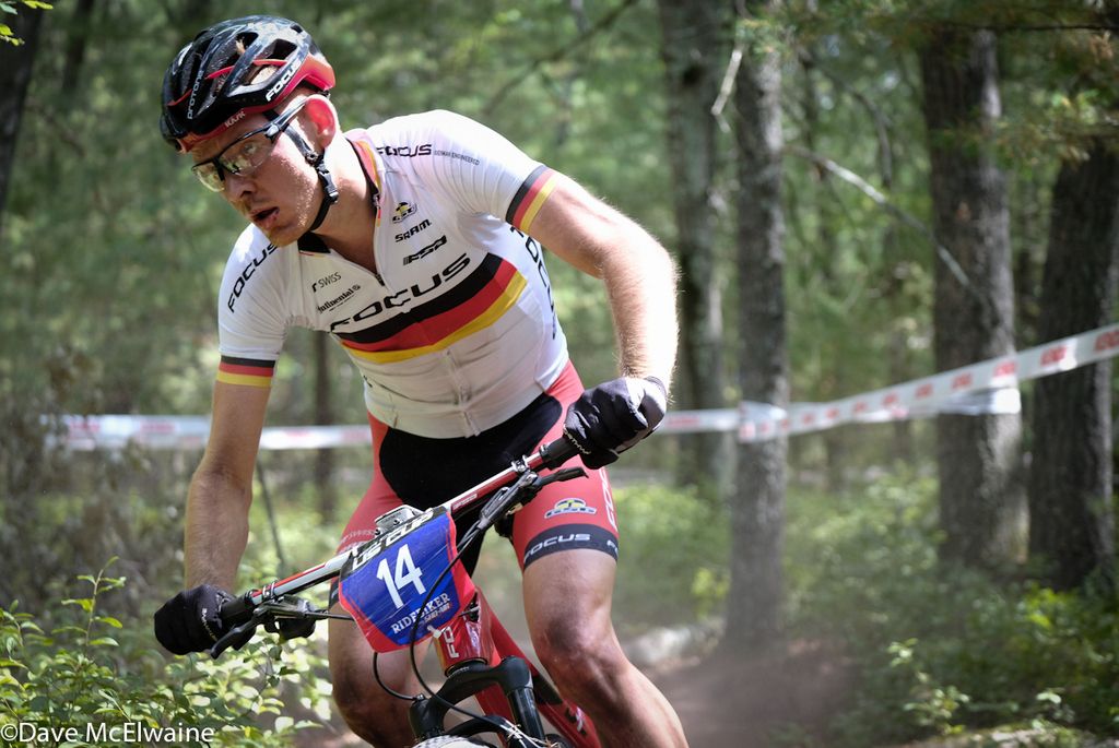 Markus Schulte-Lunzum (Focus) riding in fourth position during lap four