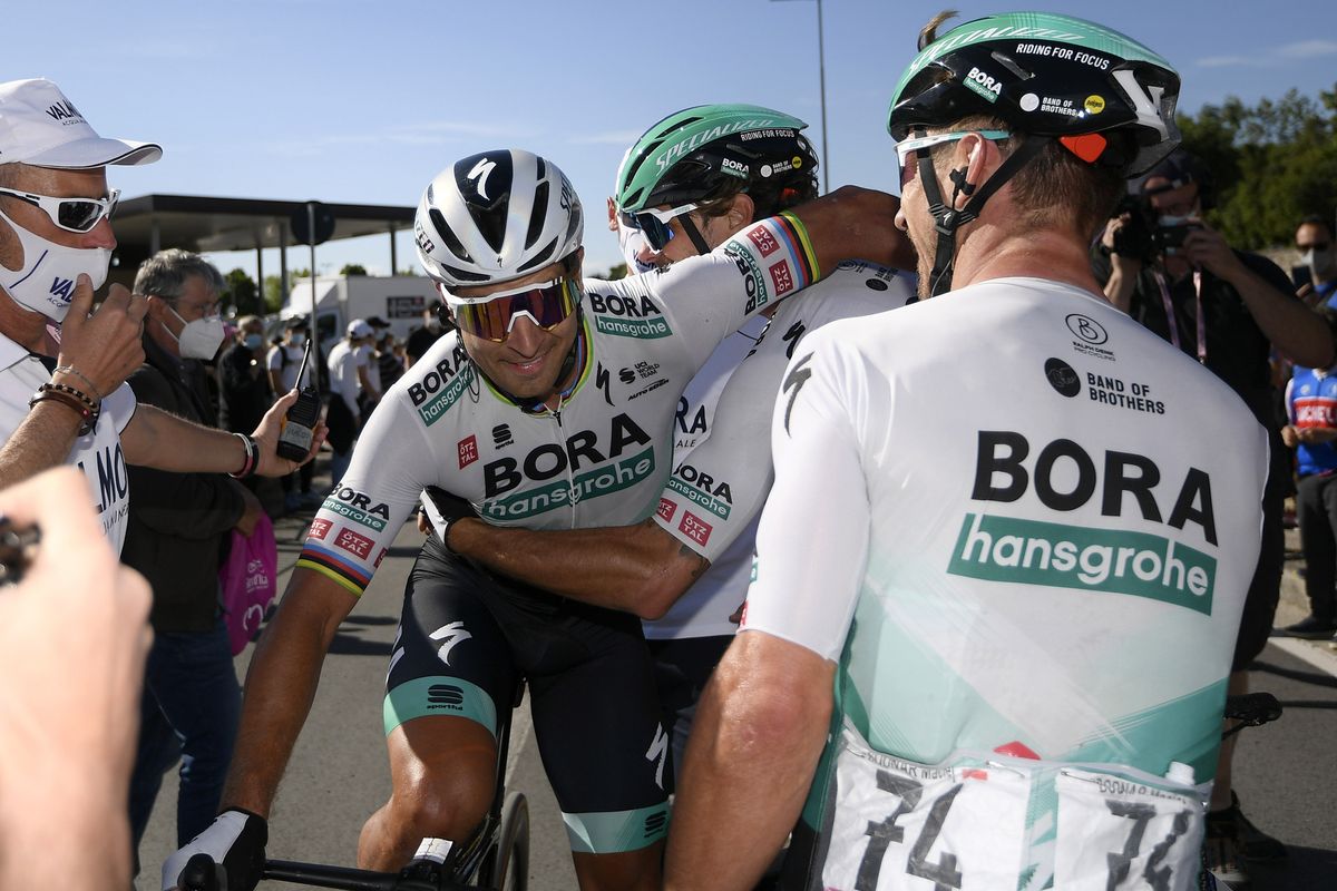 Bora-Hansgrohe celebrate after Peter Sagan&#039;s stage 10 victory in the 2021 Giro d&#039;Italia