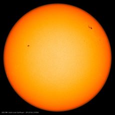 sunsots region 1402 sdo