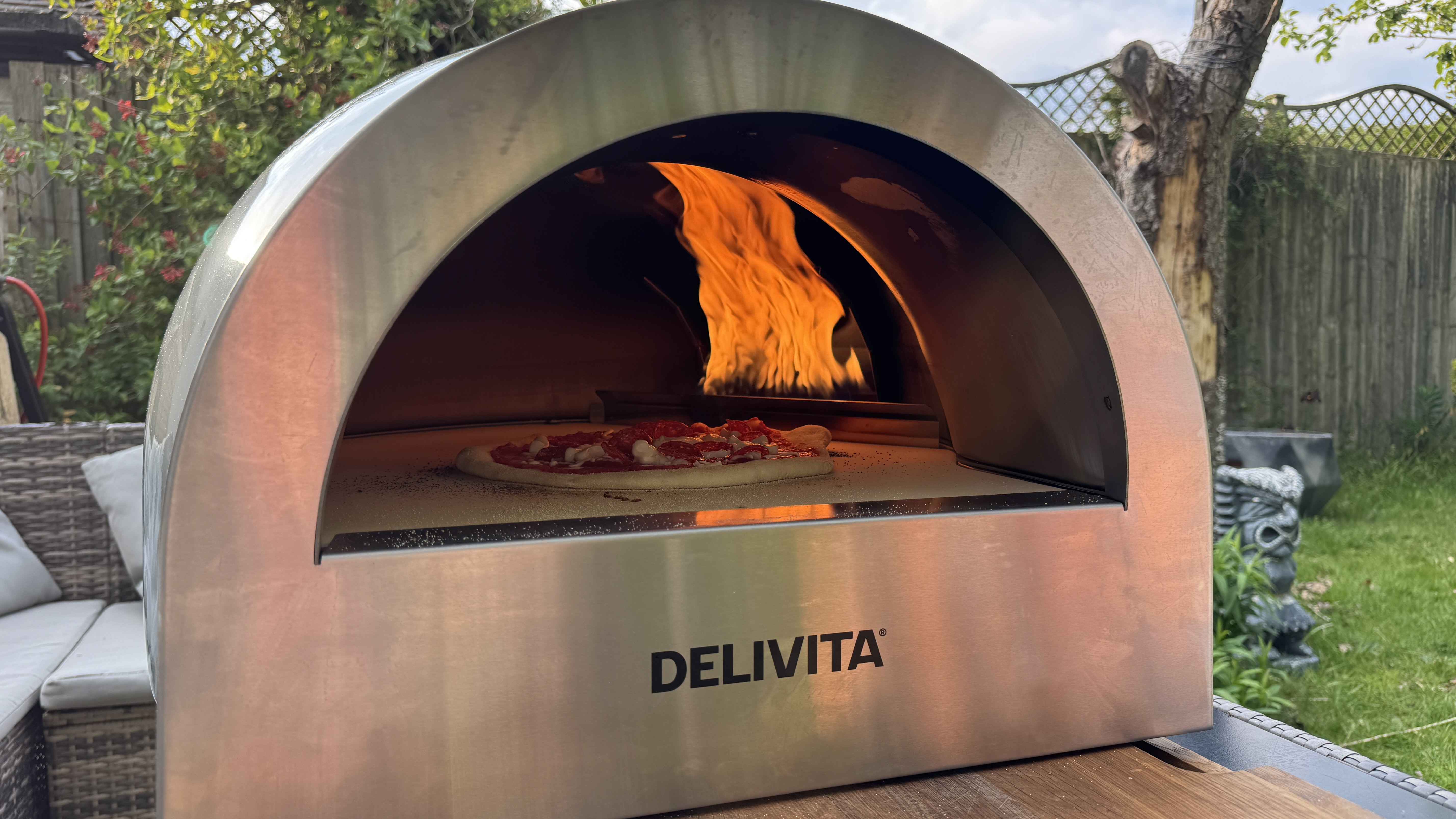 Delivita Flow Dual Fuel Pizza Oven