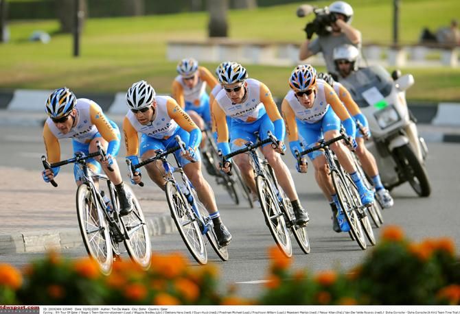 Garmin races to the stage win in the 2009 Tour of Qatar