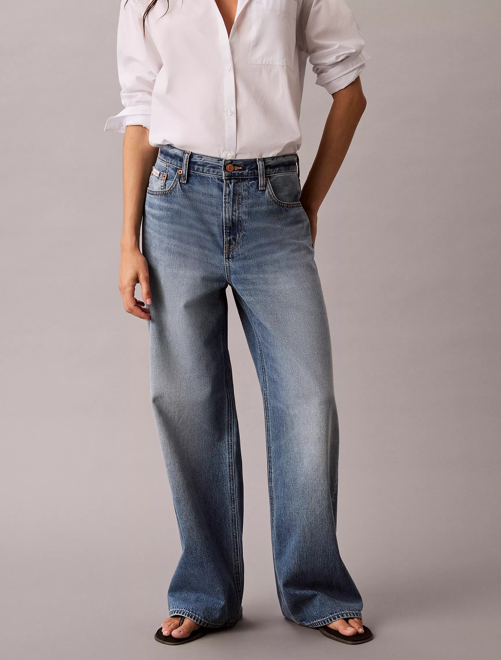Low Rise Baggy Jeans