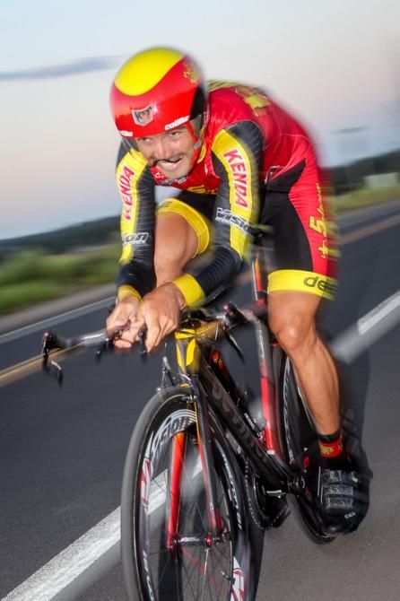 Paco Mancebo (Kenda-5 Hour Energy) is the last rider off for the day.
