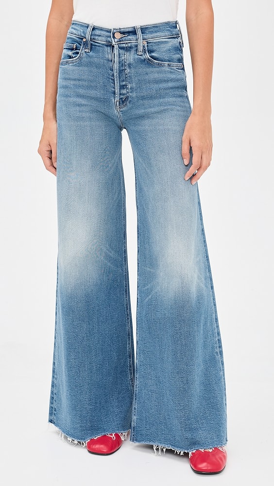 Mother the Tomcat Swisher Sneak Fray Jeans