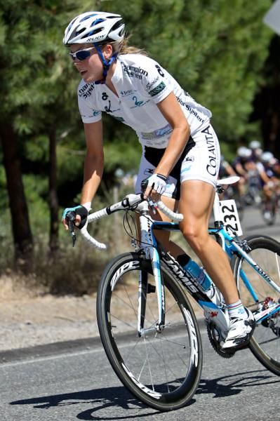 Rushlee Buchanon (Colavita-Baci) holds on to her best young rider jersey.