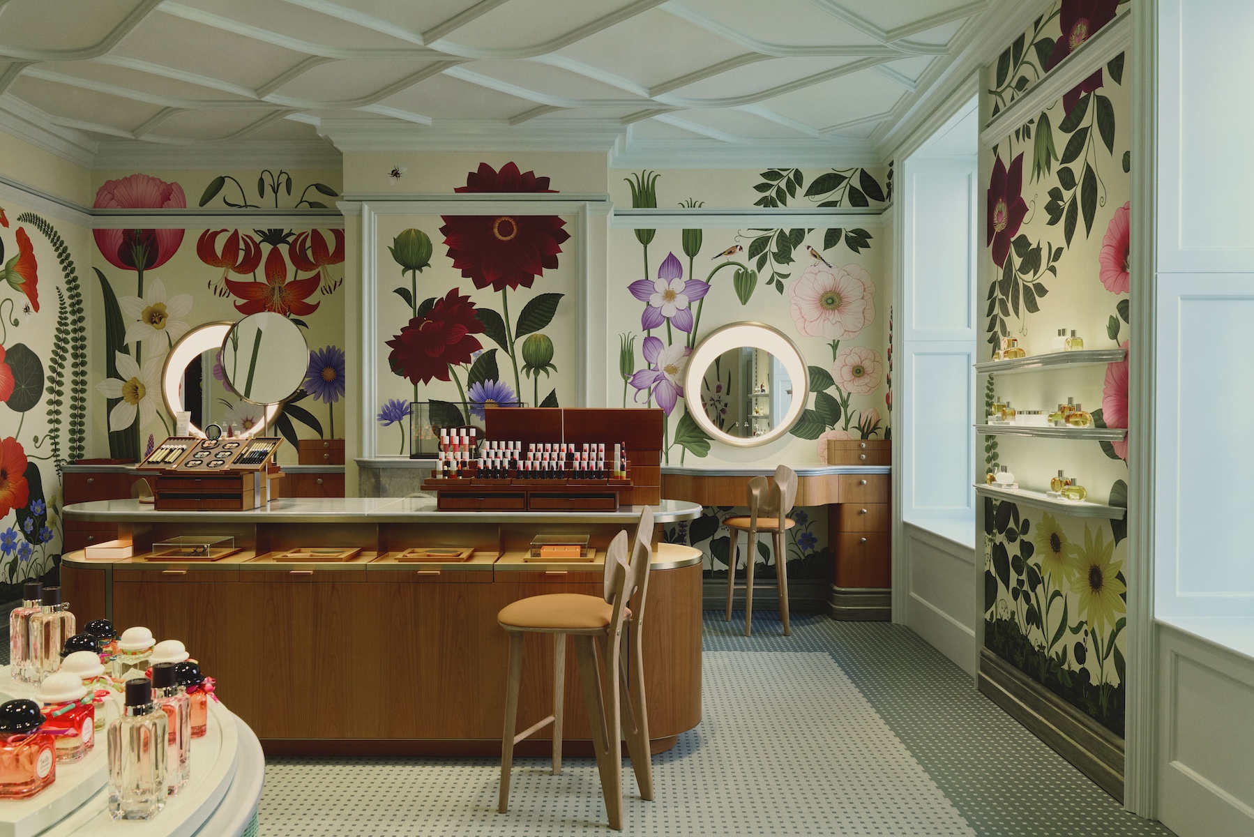 Herm&amp;egrave;s London Maison store interiors