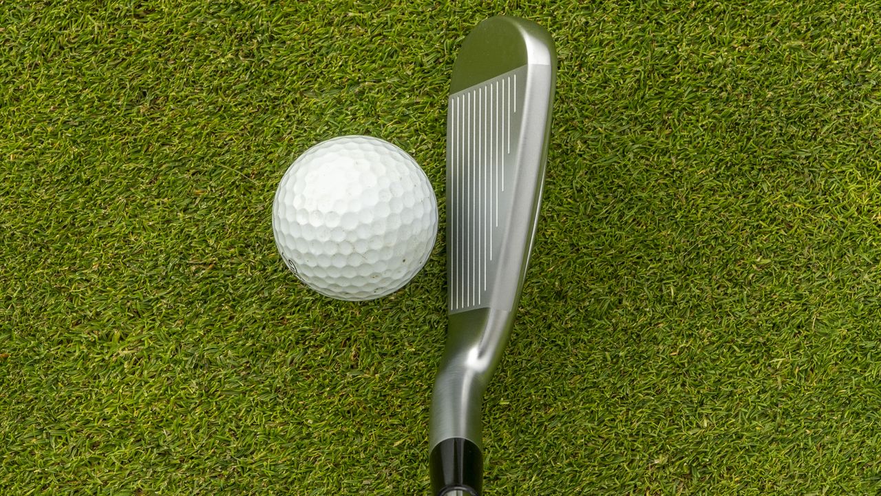 Mizuno JPX 925 Hot Metal Irons