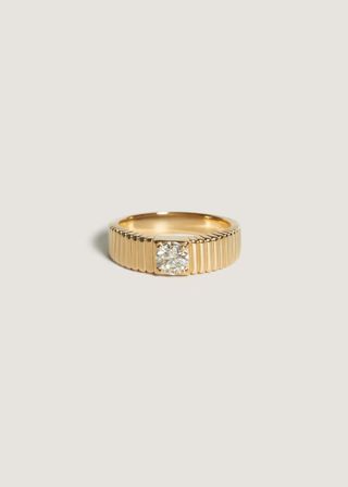 Solis Ribbed Ring Round Diamond 0.5 Carat