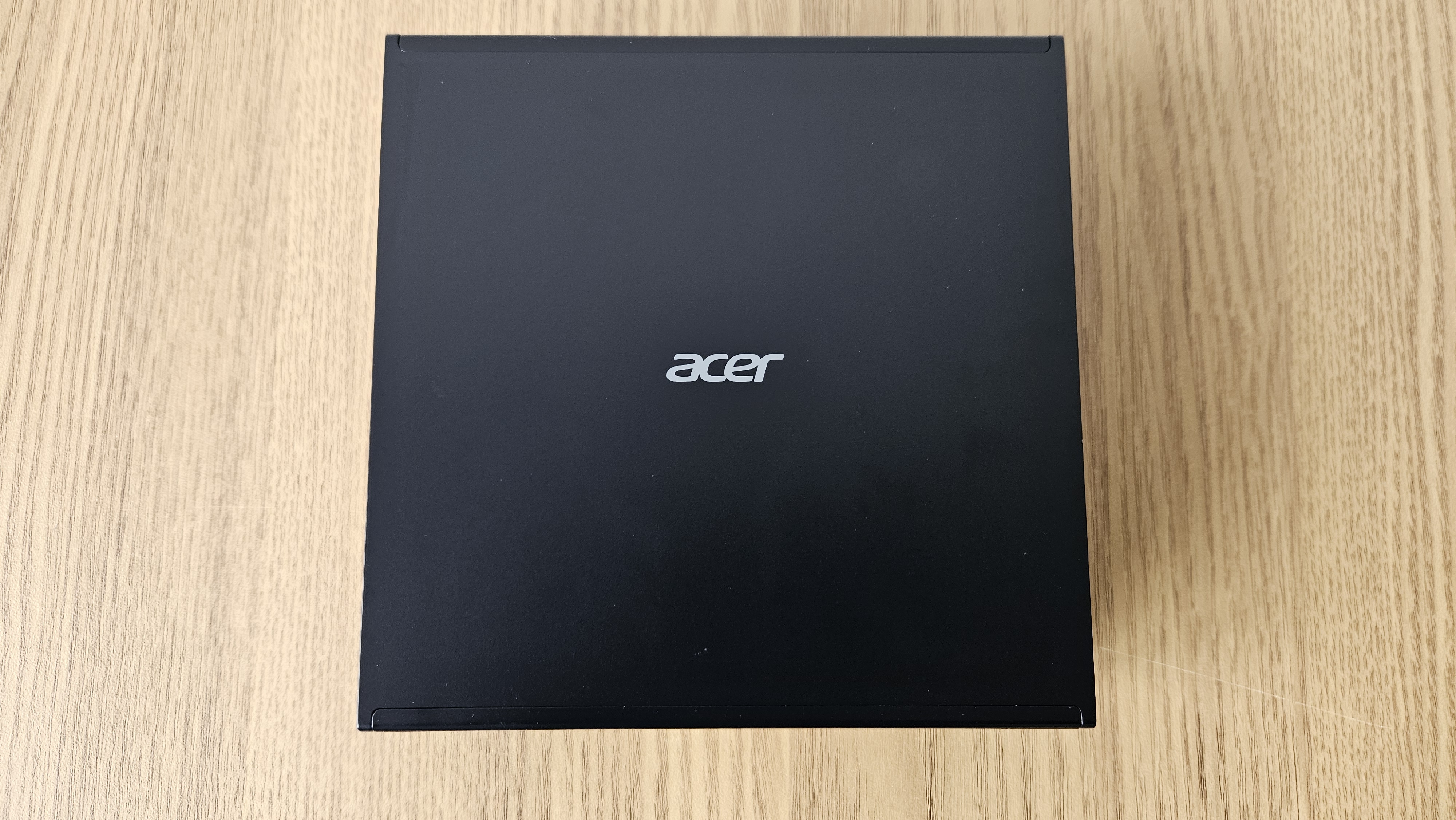 The Acer Veriton GN100 on a desk