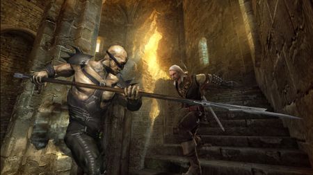 The Witcher 1 Geralt fighting an enemy with sword